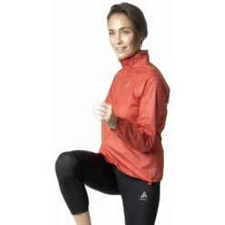 Odlo Veste Zeroweight Femme Rouge -Salomon Boutique main 313711 30837 Model Front Crop 1 684e