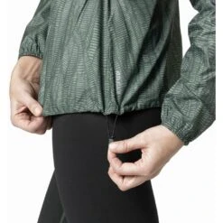 Odlo Veste Zeroweight Print Femme Vert -Salomon Boutique main 313921 40414 Model Detail Crop 2 1 8862