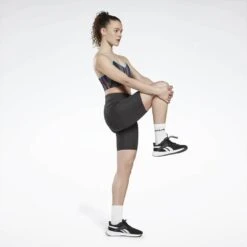 Reebok Myt Bike Short Femme Noir 11 Reebok Myt Bike Short Femme Noir -Salomon Boutique main e3593e334cc04d508912ae8200aaf160 9366 d812
